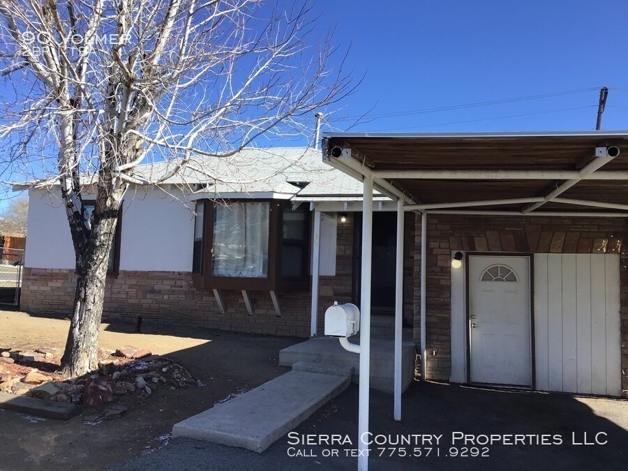 Primary Photo - Located in North Reno 2bedroom plus den