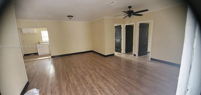 Foto del edificio - 347 NW 6th Ave