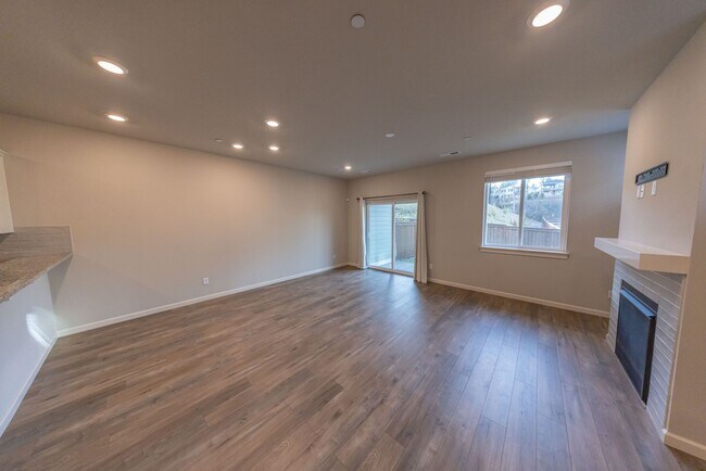 Foto del edificio - 2333 S Brookside Pl