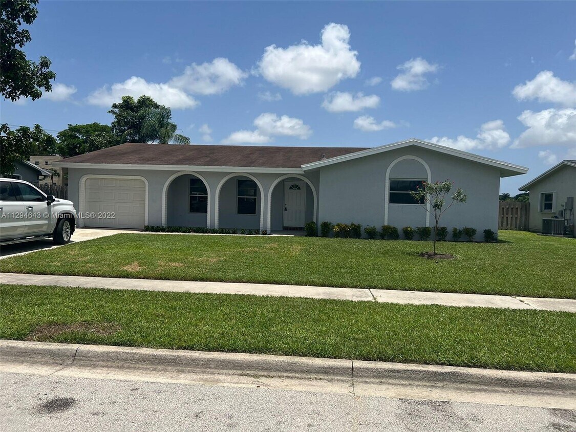 810 NW 79th Ave, Margate, FL 33063 House Rental in Margate, FL