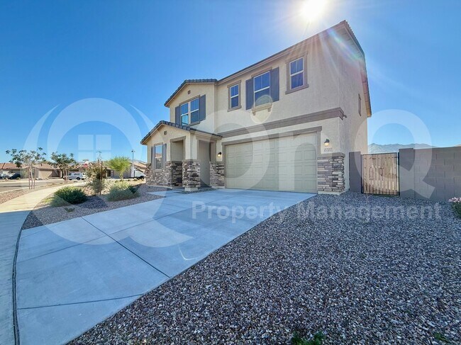 Building Photo - 2727 W la Mirada Dr