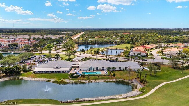 Foto del edificio - 725 Saratoga Cir