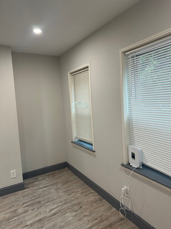 Foto del edificio - 2414 N 13th St