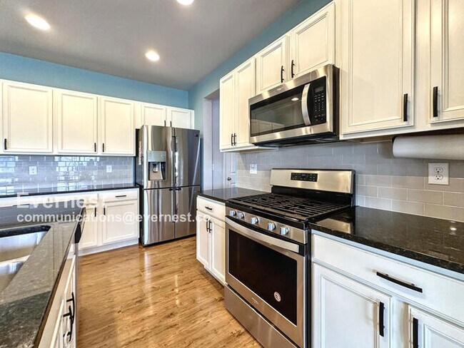 Foto del edificio - 15675 E 47th Dr