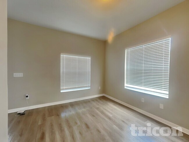 Foto del edificio - 11903 Butler Woods Cir