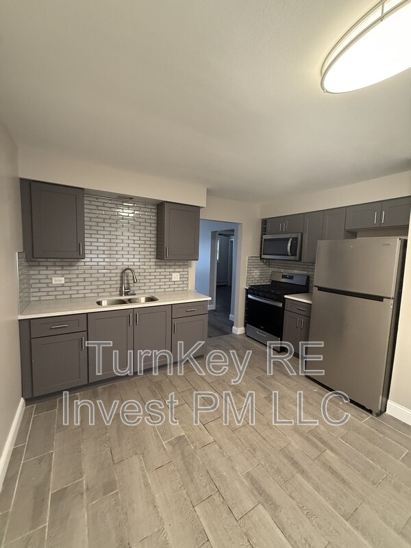 Foto del edificio - 14421 S Ravinia Ave