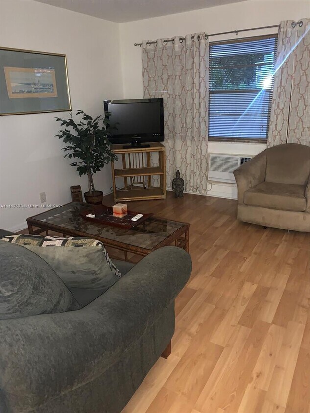 86 Lyndhurst D Unit 86, Deerfield Beach, FL 33442 Condo for Rent in