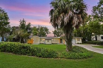 Building Photo - 125 CR 13 S