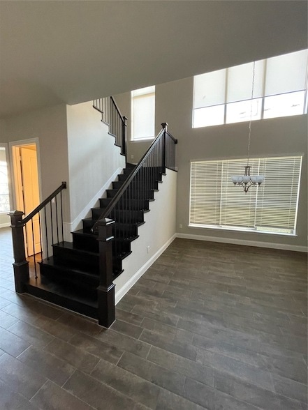 Building Photo - 4021 Angelina Dr