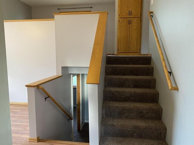 Foto del edificio - 10071 Somerset Ln