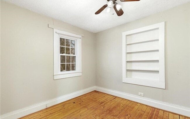 Building Photo - Amazing 2 bedroom 1 bathroom for rent!