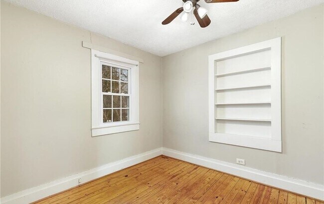 Foto del edificio - Amazing 2 bedroom 1 bathroom for rent!