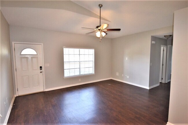 Building Photo - 775 Monroe Harbor Pl