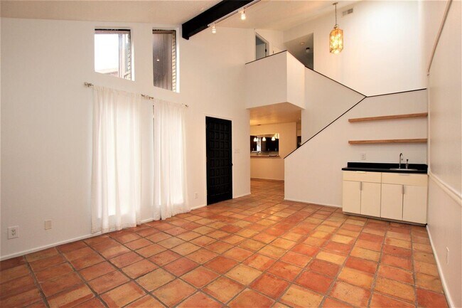 Foto del edificio - 113 Lindenwood Dr