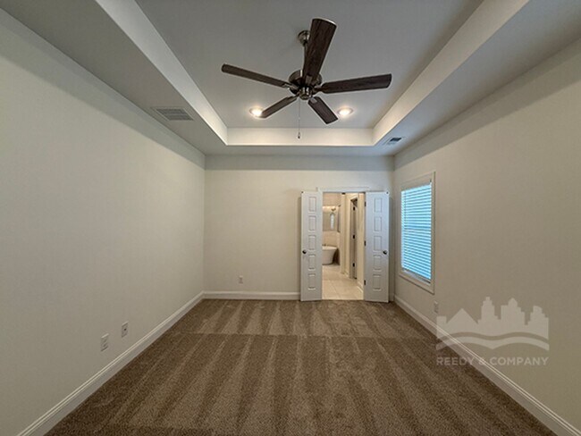 Foto del edificio - 5308 Aylesbury Ln