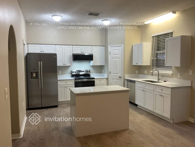 Foto del edificio - 780 Welch Hill Cir