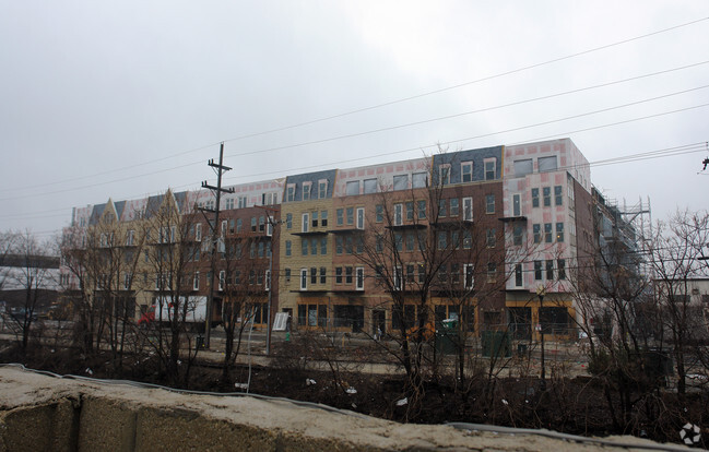 Building Photo - Front Street Lofts