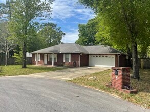 Building Photo - 3007 Pine Lake Ct