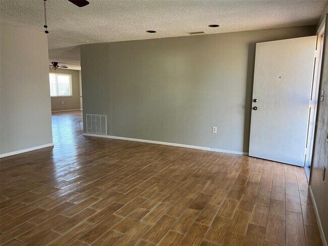 Foto del edificio - 7736 Wicklow St