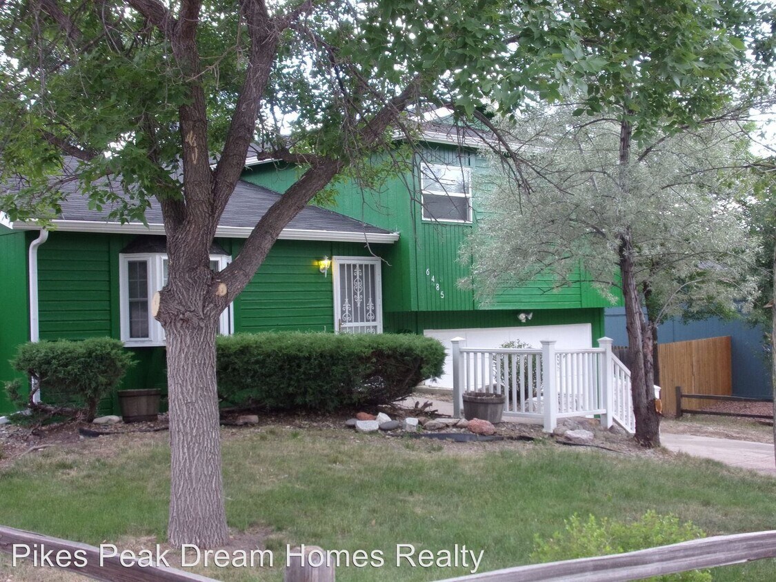 Foto principal - 3 br, 2 bath House - 6485 Lange Drive