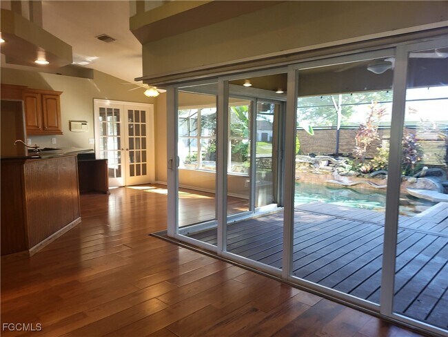 Foto del edificio - 2115 NW 3rd Ave