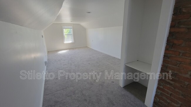 Building Photo - 371 Susquehanna Ave