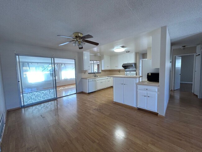 Foto del edificio - 55+ community