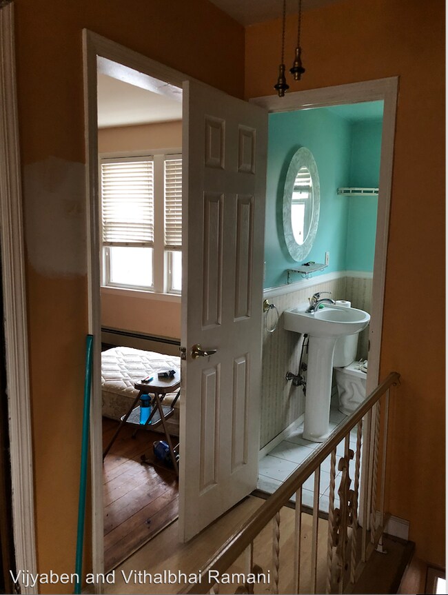 Building Photo - 3 br, 1 bath Apartment - 620 New York Ave