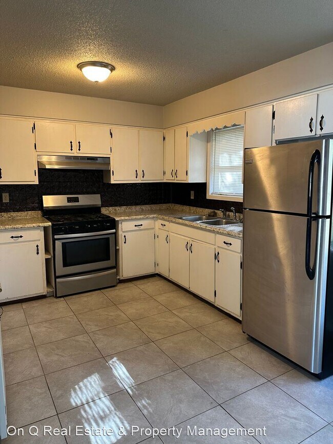 Building Photo - 3 br, 1 bath House - 102 Brooks