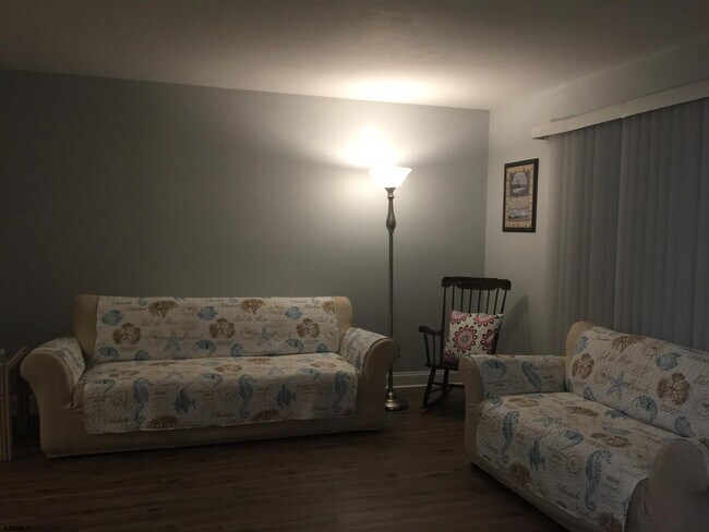 Foto del edificio - 132 44th St S