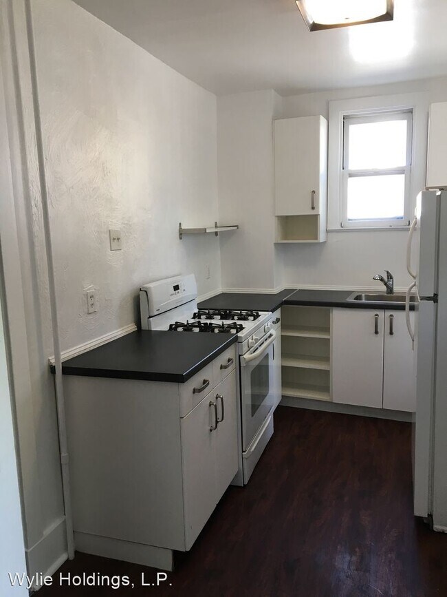 Building Photo - 2 br, 1 bath House - 4048 Geneva Street