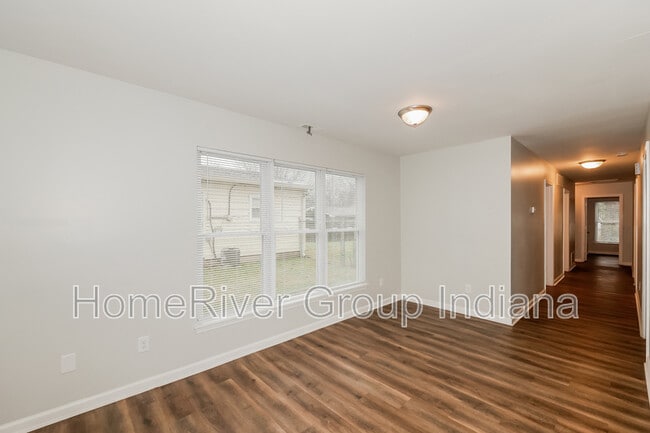 Building Photo - 1341 Edgemont Ave