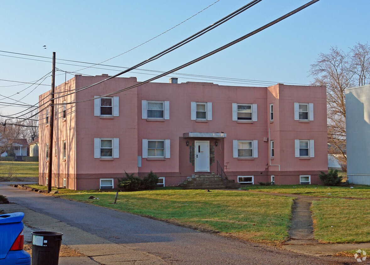 Primary Photo - 797 E Market St