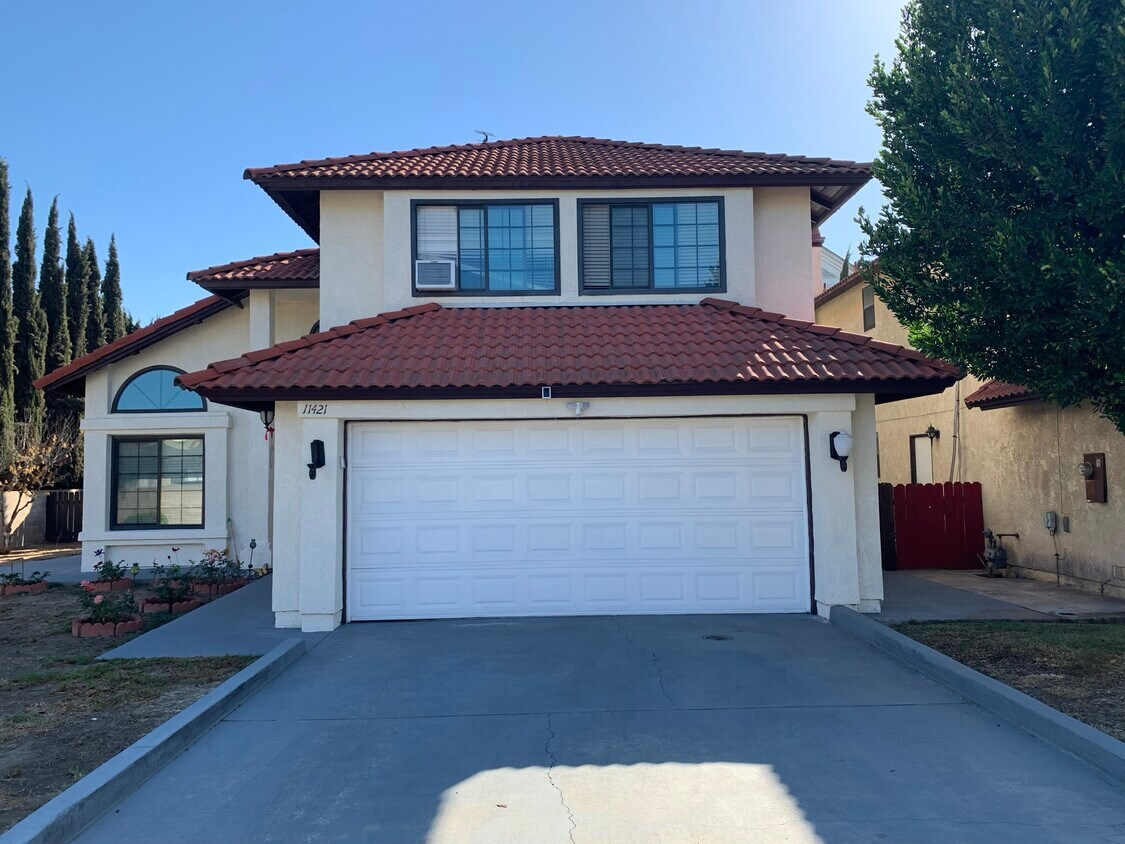 Primary Photo - 11421 Lower Azusa Rd