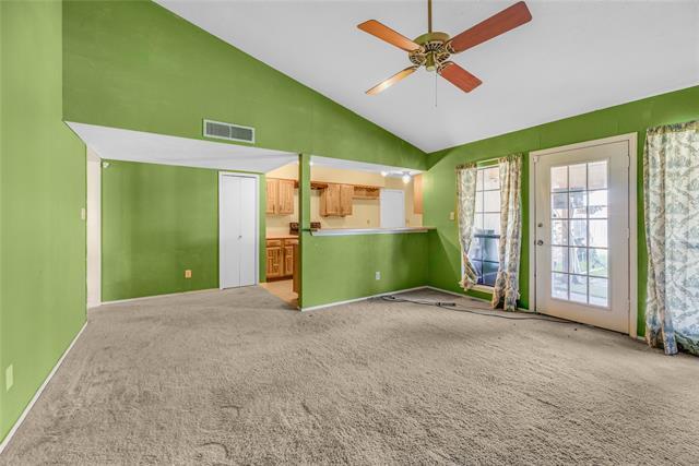Building Photo - 634 Chestnut Dr