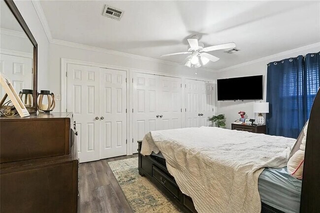 Building Photo - 6958 Orleans Ave