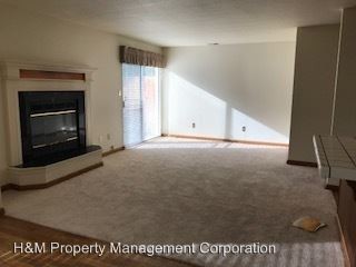 Building Photo - 1438 Rancho Dr