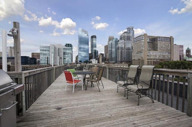 Foto del edificio - 605 S 9th St