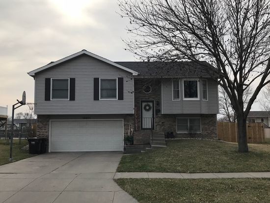 Primary Photo - 10611 N 137th St
