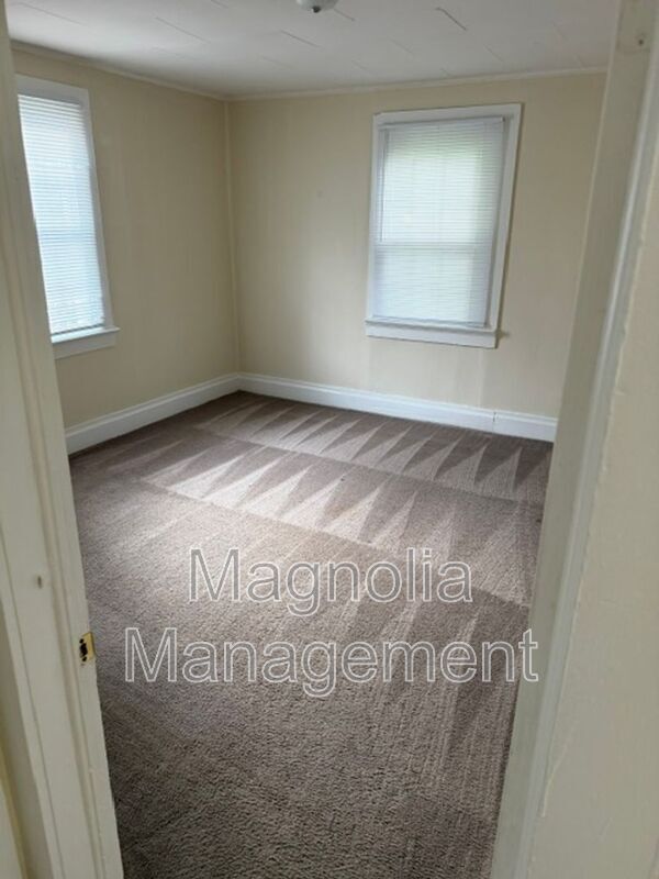 Building Photo - 1520 Deer Crossing Ct