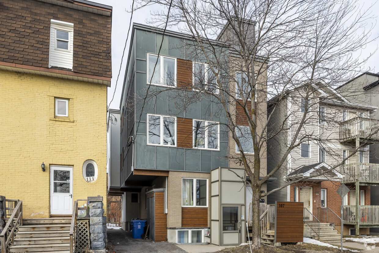 Building Photo - 107 Arlington Av