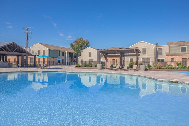 Building Photo - Waterford Grove Apartments