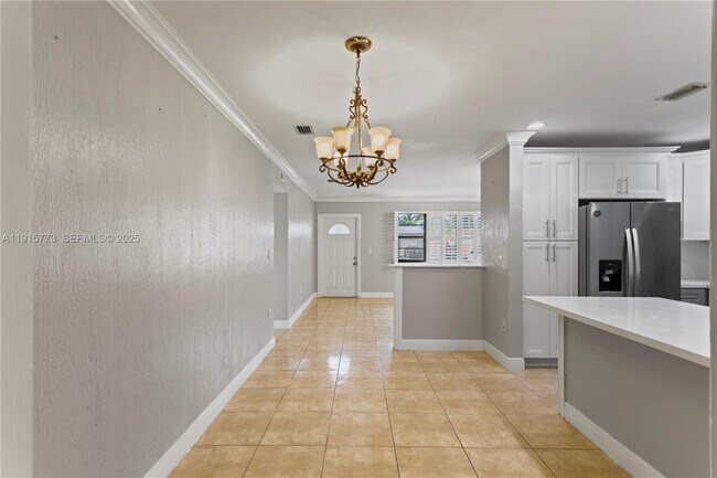 Foto del edificio - 19631 NW 6th Ct