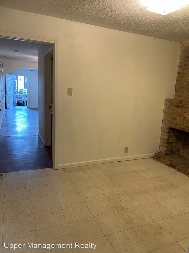 Building Photo - 1 br, 1 bath Apartment - 2819 - 21 Conti S...