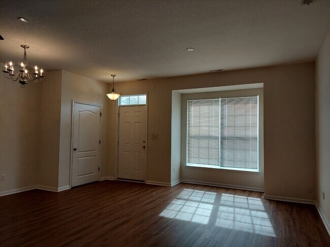 Foto del edificio - 412 Teton Cir