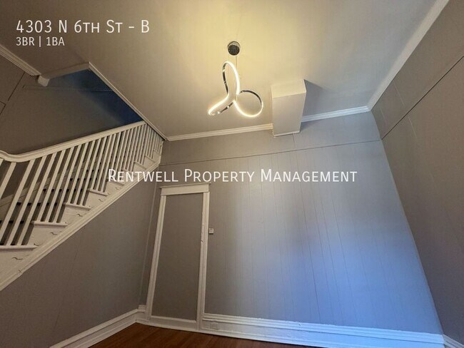 Foto del edificio - 4303 N 6th St