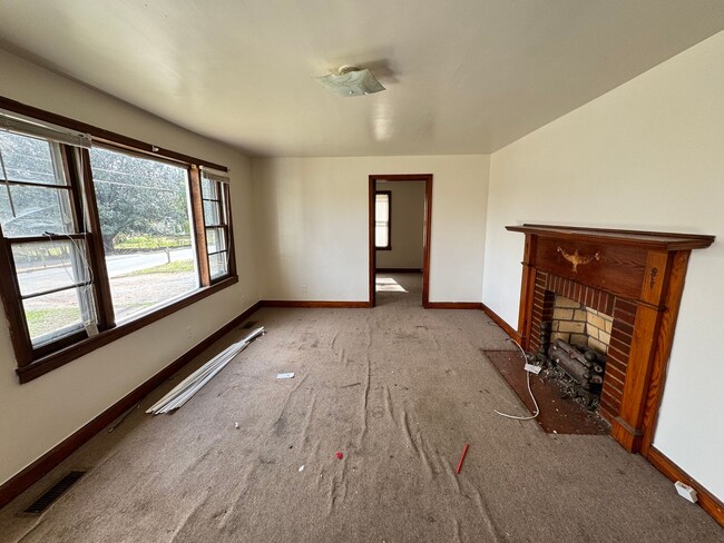 Foto del edificio - 2/1 House in Shelby, NC - Deep Clean, Clea...