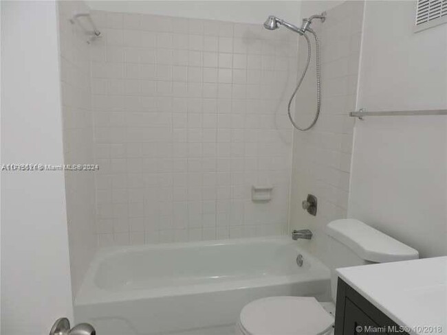 Foto del edificio - 14807 SW 84th Terrace