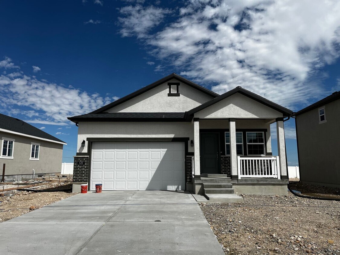 420 W Pixel Dr, Grantsville, UT 84029 House Rental in Grantsville, UT