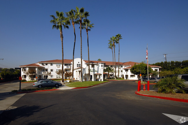 Building Photo - The Palms